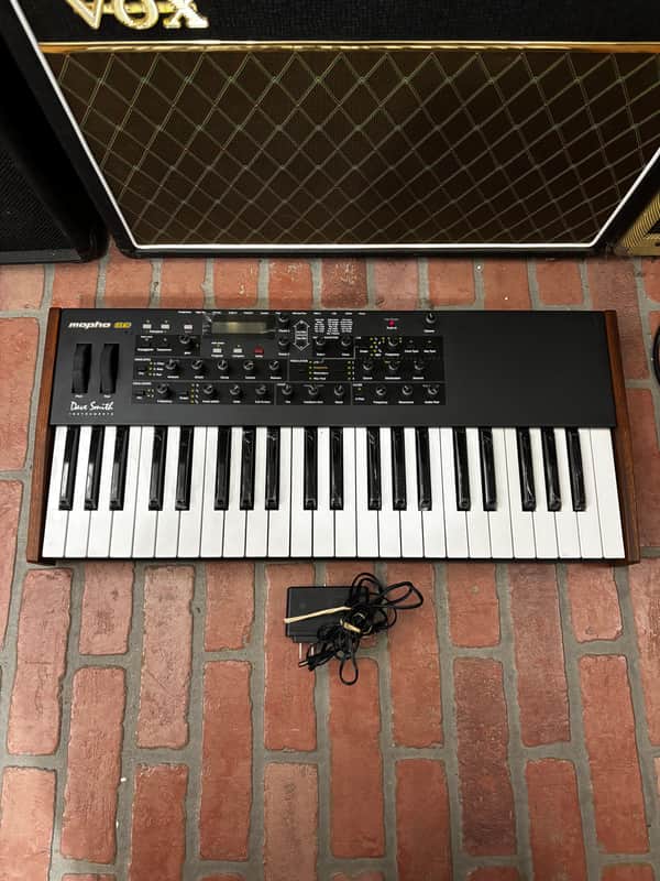 Dave Smith Instruments Mopho SE 42-Key Monophonic Synthesizer | Reverb