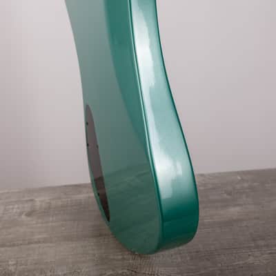 Gibson Non-Reverse Thunderbird, Invernes Green | Demo image 14