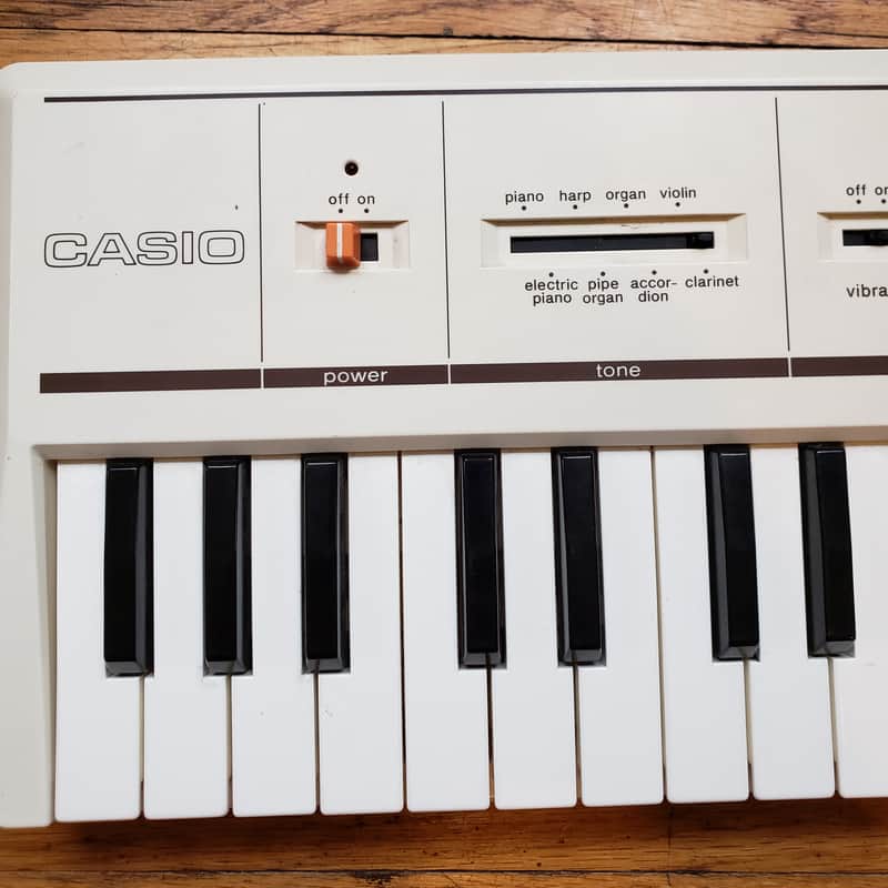 RARE Vintage Casio Casiotone MT-11 1980s Analog Synthesizer