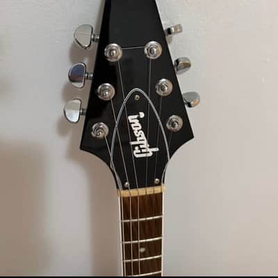 Gibson Flying V 2024 - Black with chrome pick ups image 3