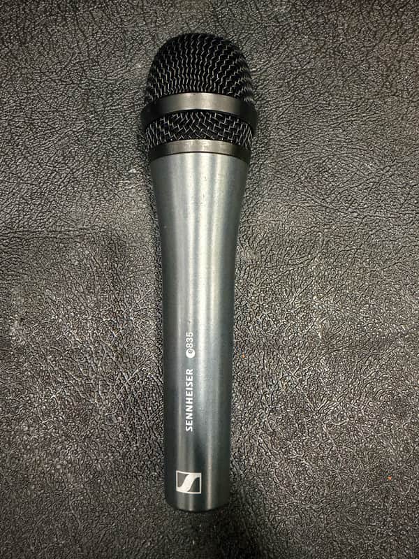 Sennheiser e835 Handheld Cardioid Dynamic Vocal Microphone