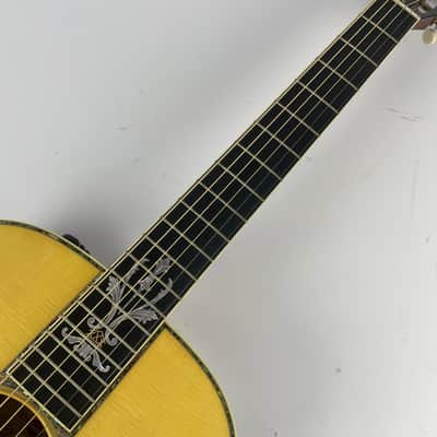 Taylor XXX-BE 2004 - Natural 30th Anniversary. Brazilian Rosewood, Highly inlaid top of the line trim , with Original Hardshell Case.... Minty image 7