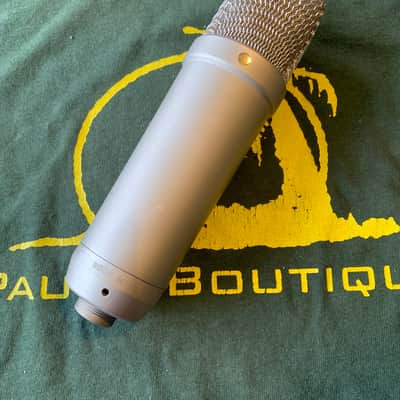 RODE NT1-A Large Diaphragm Cardioid Condenser Microphone 2002 - Present - Silver image 2