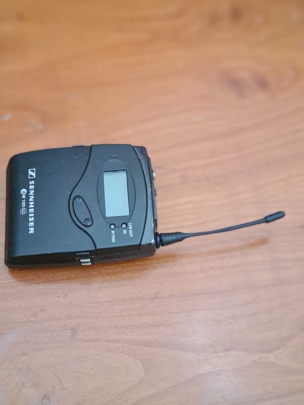 Sennheiser Sennheiser SK 100 G3 Bodypack Transmitter | 823–865 MHz | Professional Wireless image 1
