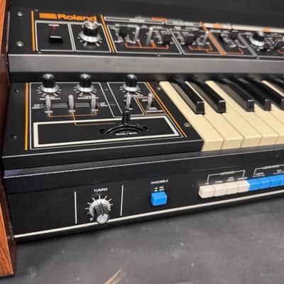 Roland Jupiter 4 synthesizer Bild 9
