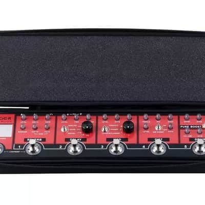 MOOER Red Truck image 3