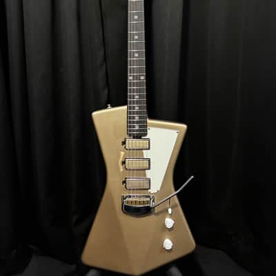 Ernie Ball Music Man St. Vincent Signature Goldie 2021 - Present - Cashmere image 4