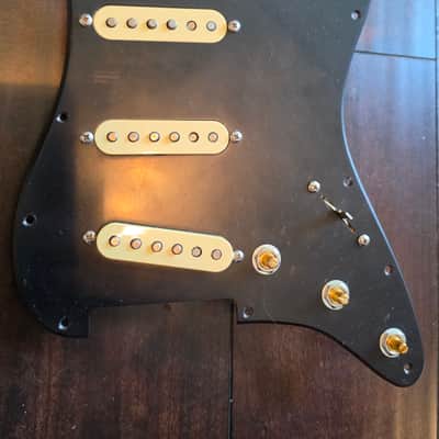 Fender 57/62 Loaded Pickguard image 1