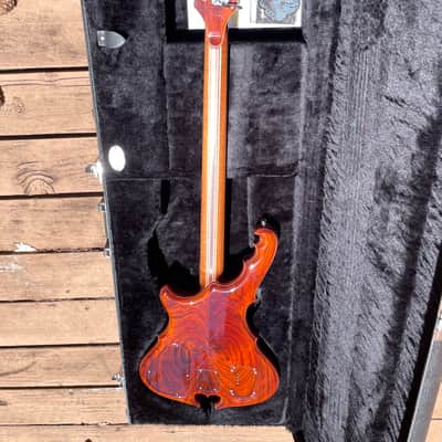Alembic Series II 2018  4-string Bass  Natural Gloss image 3