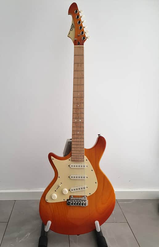 LAG New Vintage Jet JV500LH Left Handed (DiMarzio/Wilkinson/Locking auto-trim tuners) + Gigbag image 1