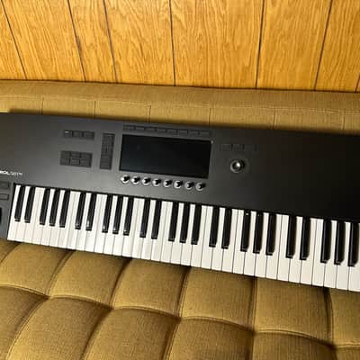 Native Instruments Komplete Kontrol S49 MK2 NI 25 Retrospective