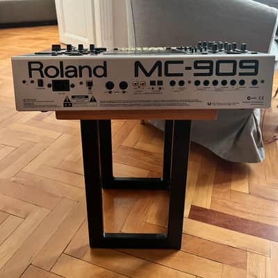 Roland MC909 Groovebox Excellent Condition image 7