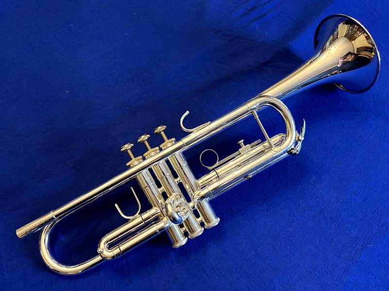 Bach TR300H2 Bb Silver Trumpet, Beautiful Condition! image 1