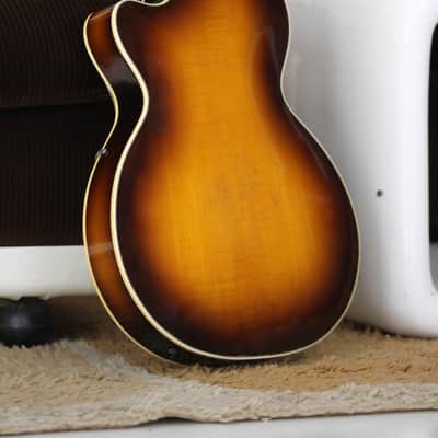 1969 Hofner Club 70 - Sunburst image 10