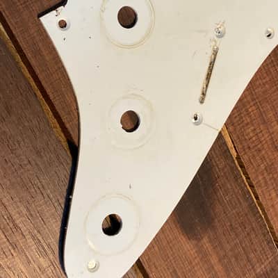 General Vintage Tone 1954 - 1957 Stratocaster pickguard old parchment aged Old parchment white image 4
