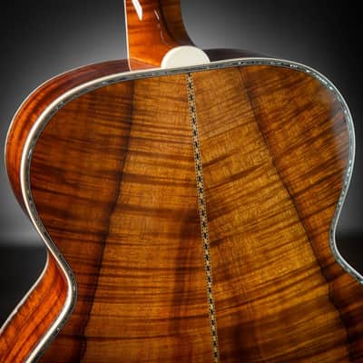Gibson SJ-200 Master Museum Series "The Sea Horse" image 4