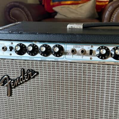 Fender Twin Reverb 2-Channel 100-Watt 2x12" Guitar Combo 1972 - 1976 - Silverface image 12