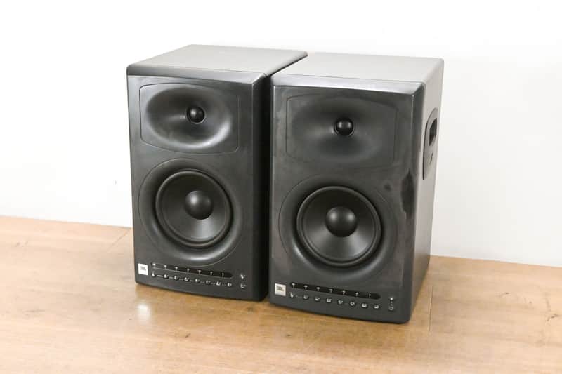 JBL LSR4326P Powered 2-Way 6.25" Bi-Amplified Studio Monitor (PAIR) CG015JA image 1
