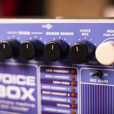 Electro-Harmonix Voice Box Vocal Harmony Machine/Vocoder Pedal image 3