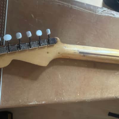 Fender Musicmaster with Maple Fretboard 1957 - Desert Sand image 16