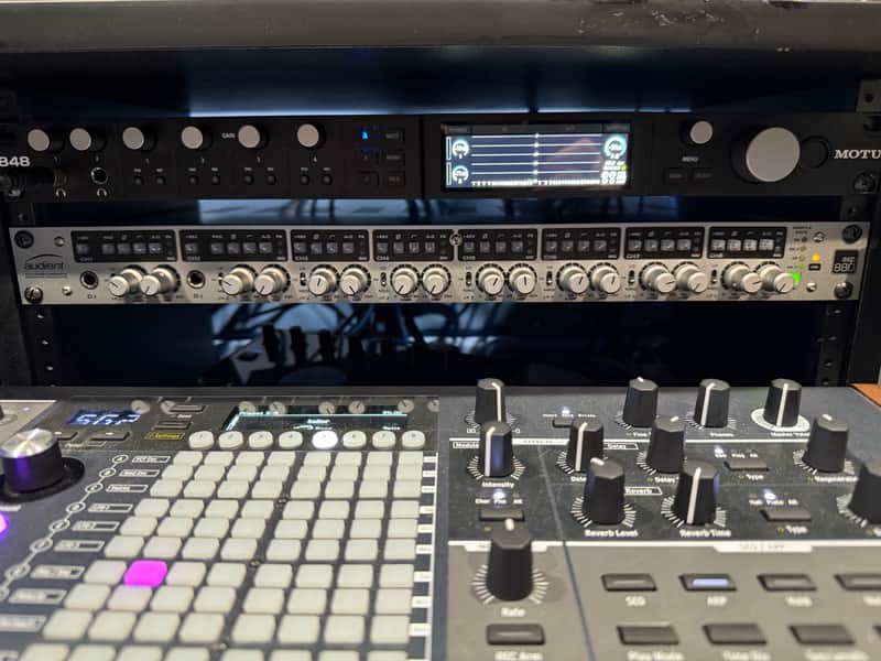 Audient ASP880 8-Channel Microphone Preamplifier and A/D Converter 2010s - Silver image 1