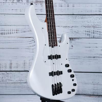 Ibanez Mode MDM1000 Bass Guitar w/Gig Bag | Pearl White image 4