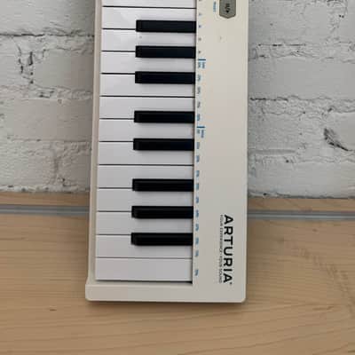 Arturia KeyStep 32-Key MIDI Controller 2017 - 2025 - White image 2