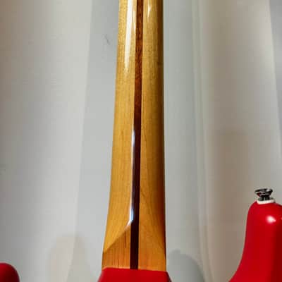 Fender Standard Stratocaster with Rosewood Fretboard 1998 - 2005 - Matte Red image 6