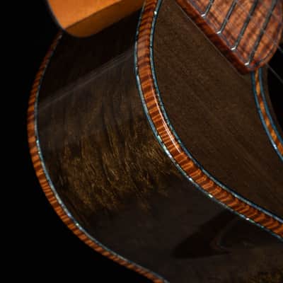 olaMestre ancient Spruce 5250 years old and ancient Phoebe zhennan 2440 years old tenor ukulele image 13