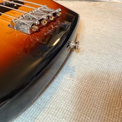 Fender Standard Jazz Bass Left-Handed Electric Bass Guitar Sunburst image 4