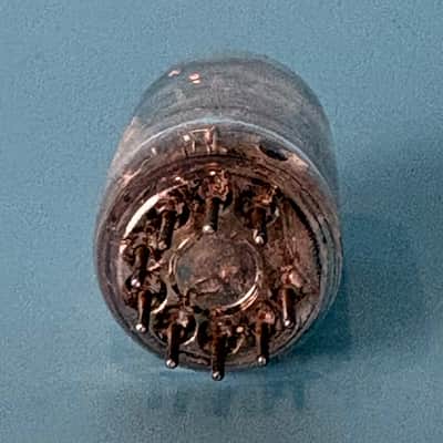 1960s General Electric 12AV7 Vintage GE Black Plate Halo Getter Vacuum Tube! T600 image 5