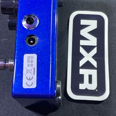 MXR M288 Bass Octave Deluxe 2004 - Present - Blue image 3