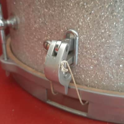 SONIC (Capelle) French Snare drum 1947-1957 - Jazz. . Siver very light green sparkle image 4