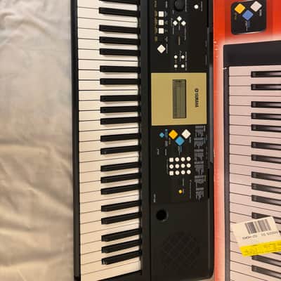 Yamaha YPT-220 Digital Keyboard WORKS w/Box, Manual, + Power Supply image 3