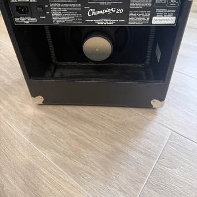 Fender Champion 20 20-Watt 1x8" Guitar Practice Amp 2013 - 2024 - Black image 7