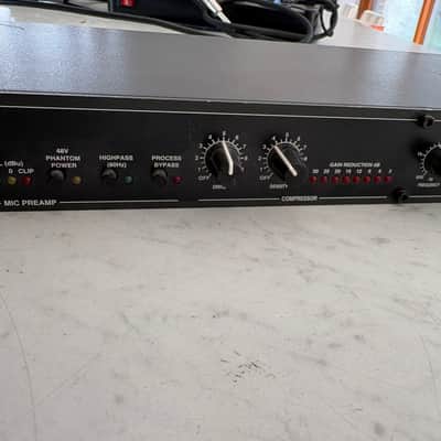 dbx 286A Mic Preamp / Processor 2000s - Black image 3