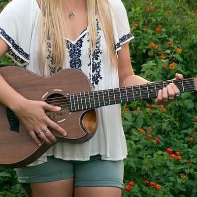 Washburn Comfort G-Mini 55 Koa Travel Guitar Incl Padded Gig Bag image 4