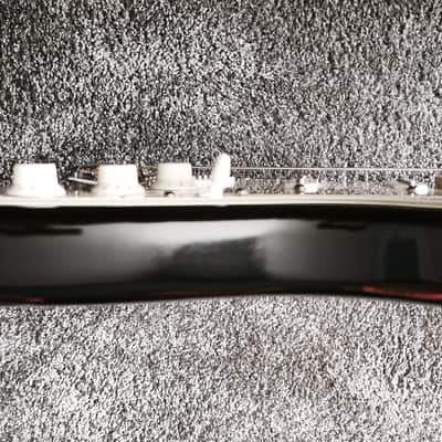 Fender Highway One Stratocaster with Maple Fretboard 2006 - 3-Color Sunburst, USA image 15