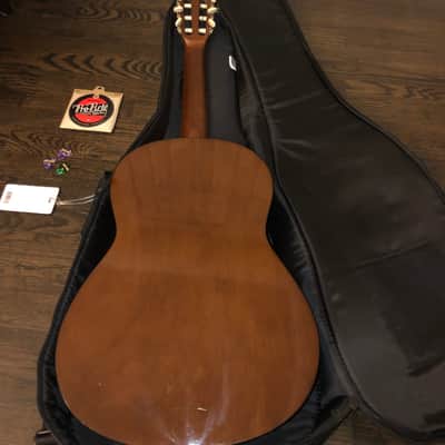 Yamaha C40 image 6