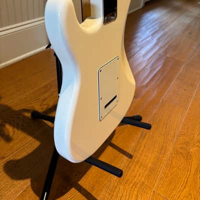 Fender Stratocaster 2016 - Olympic White image 5