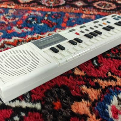 Casio VL-1 VL-Tone 29-Key Synthesizer Keyboard 1979 - 1984 (Warranty / Boxed) image 3