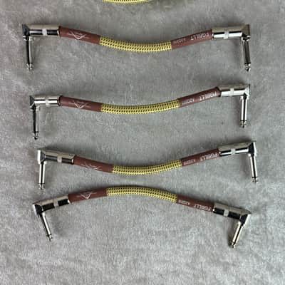 Fender 25' Instrument cable and 4 6" patch cable lot image 3