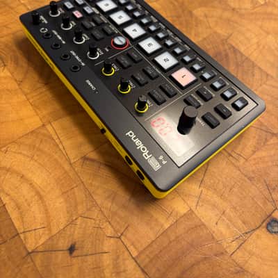 Roland P-6 AIRA Creative Sampler 2024 - Present - Black - EXCELLENT image 9