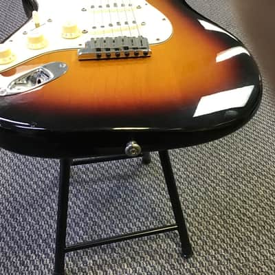 Fender American Deluxe Stratocaster with Rosewood Fretboard 1999 - 2003 - 3-Color Sunburst image 16