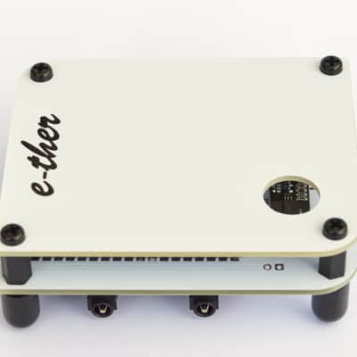 e-ther 'Classic' : e-theremin with MIDI / audio image 4