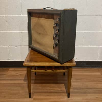 Silvertone Model 1482 5-Watt 1x12 Guitar Combo 1960s - Black image 3