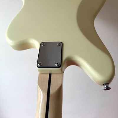 Revelation RJT 60 B Left Handed Vintage White Bass VI Lefty RJT 60B image 4