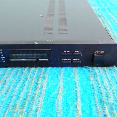Roland RE-3 Digital Space Echo - Serviced - K053 image 7