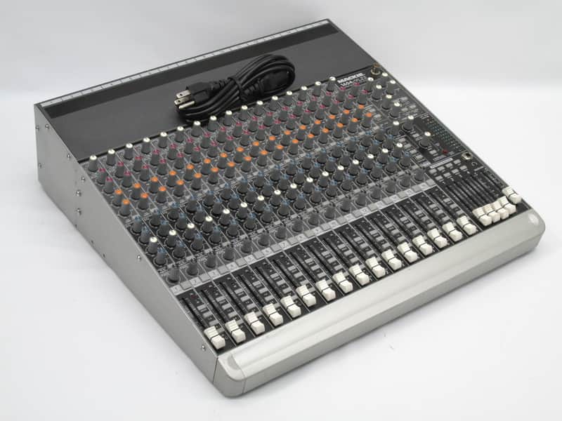 Mackie 1604-VLZ3 16-Channel / 4-Bus Analog Mic / Line Mixer #587 image 1