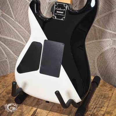 Jackson Limited Edition Pro Origins Series 1985 San Dimas SD1 2025 - Two Face image 8